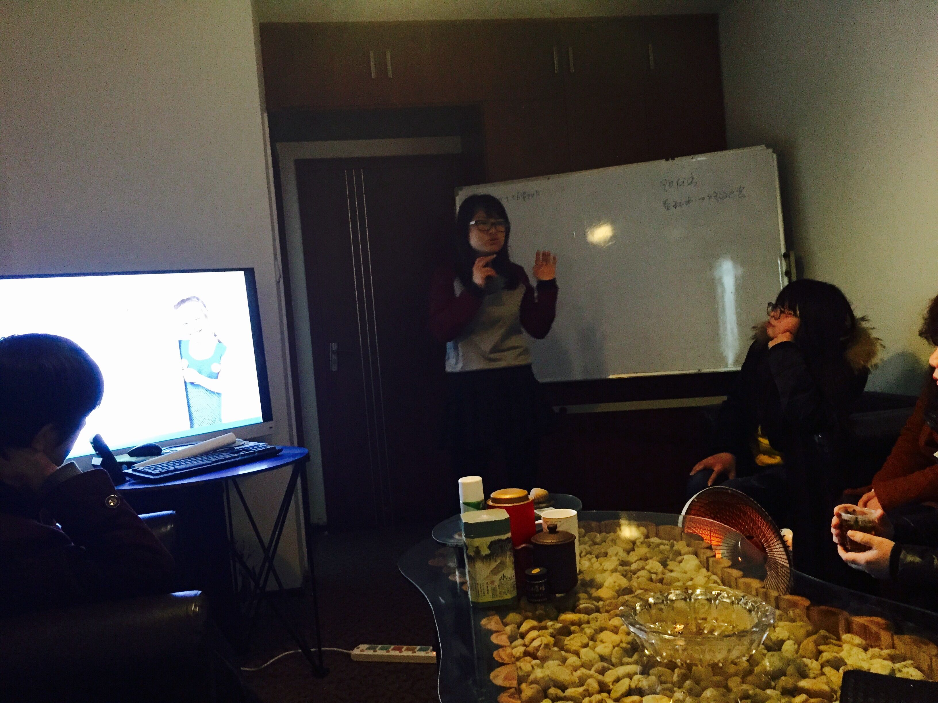 �������AΩ��Ʒ���������޹�˾